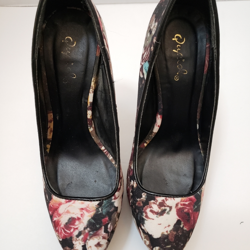 Size 6 Quipid Floral Print Stiletto Heels - Picture 6 of 7